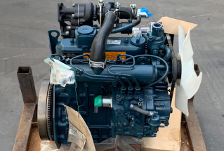 Kubota D1105 engine