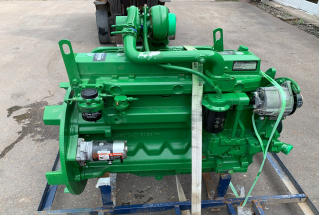 John Deere 6068T engine