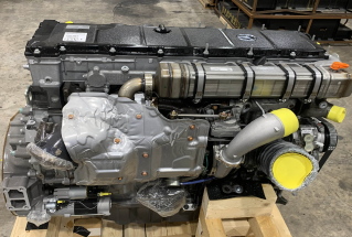 Detroit DD16 engine
