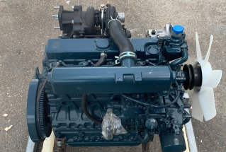 Двигатель v2403 m